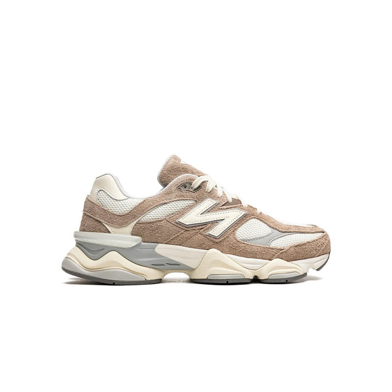 New Balance 9060 Breakfast Tea Angora – Sneakers